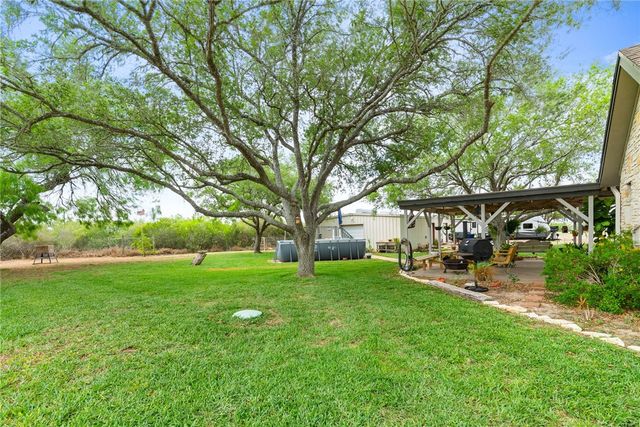 345 Trail Ridge Dr, Sandia, TX 78383