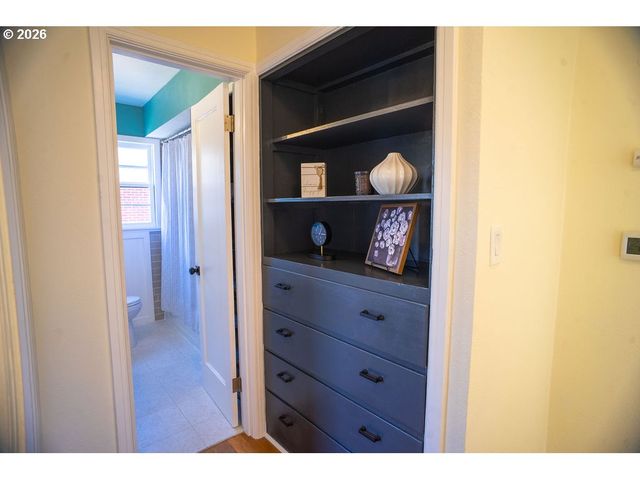 118 E 38TH St, Vancouver, WA 98663