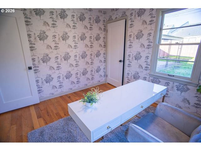 118 E 38TH St, Vancouver, WA 98663