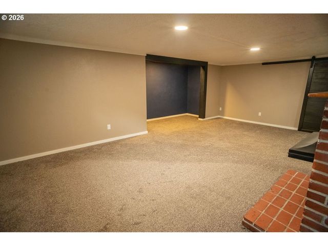 118 E 38TH St, Vancouver, WA 98663