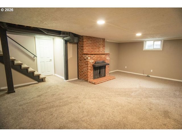 118 E 38TH St, Vancouver, WA 98663