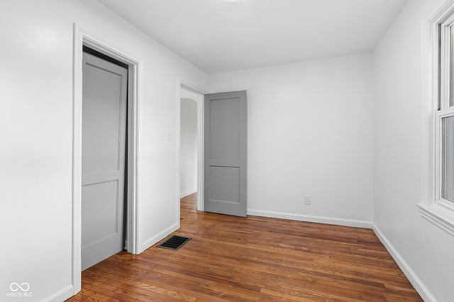 483 S Somerset Avenue, Indianapolis, IN 46241