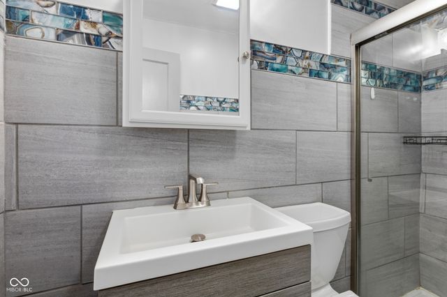 483 S Somerset Avenue, Indianapolis, IN 46241