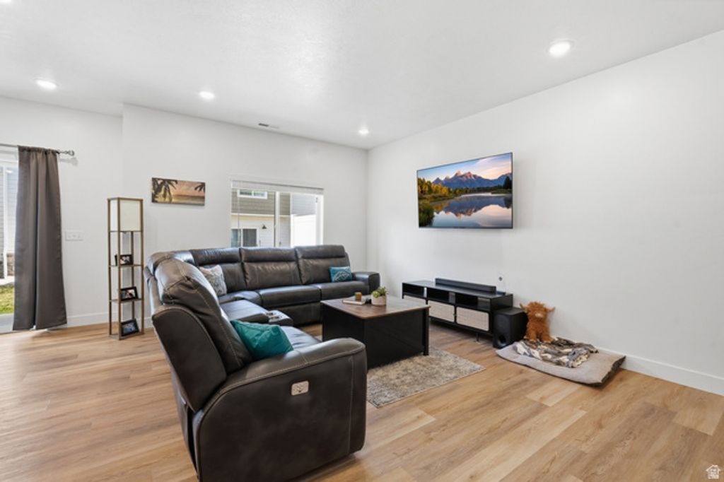 Image 11 of property listing at 613 W 550 N #507, Smithfield, UT 84335