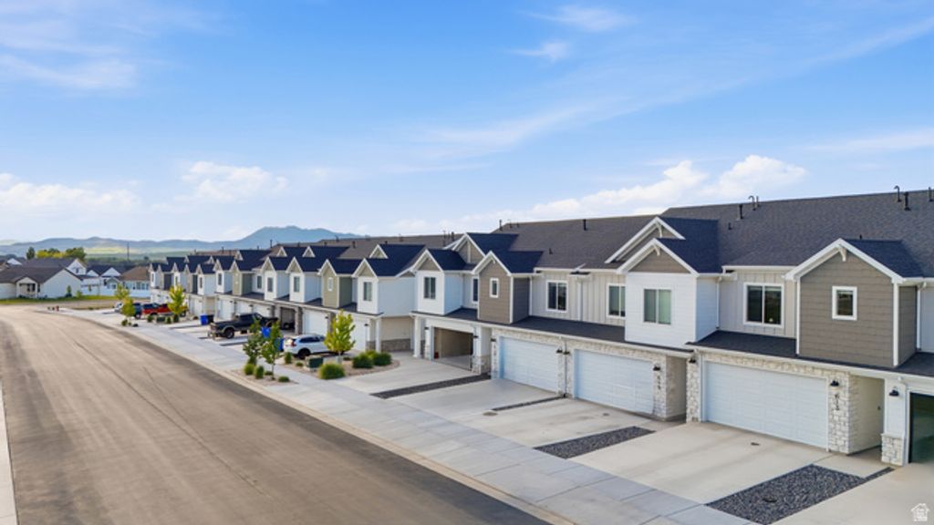 Image 30 of property listing at 613 W 550 N #507, Smithfield, UT 84335