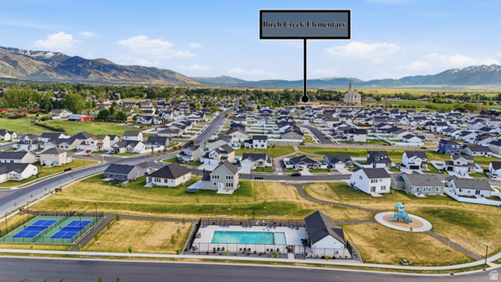 Image 37 of property listing at 613 W 550 N #507, Smithfield, UT 84335