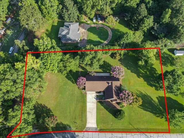32 Nichols Drive, Inman, SC 29349