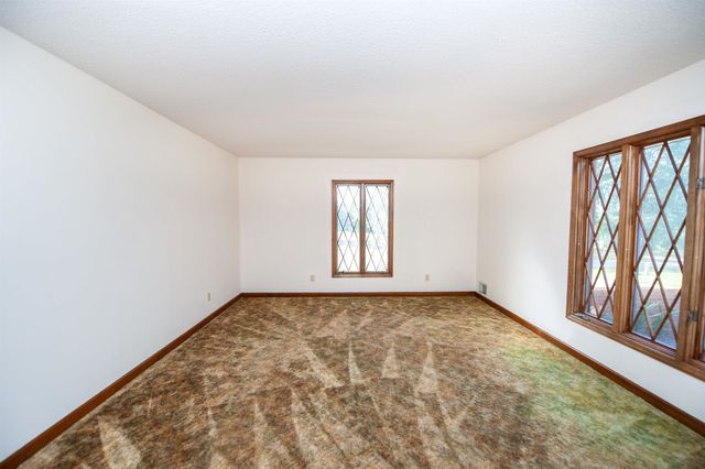 32 Nichols Drive, Inman, SC 29349