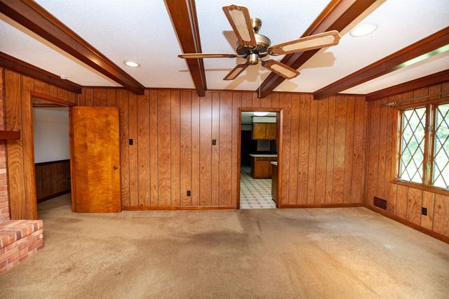 32 Nichols Drive, Inman, SC 29349
