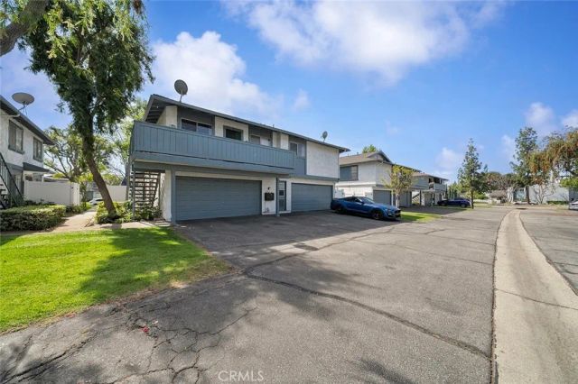 871 W 13th Street 4, Azusa, CA 91702
