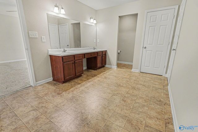 211 Ivyleaf Drive, Madison, AL 35757