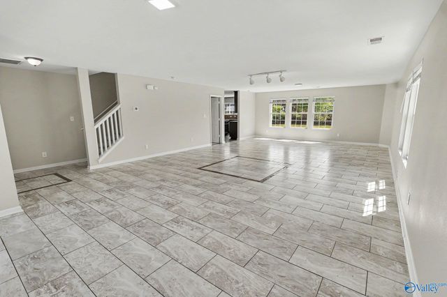 211 Ivyleaf Drive, Madison, AL 35757