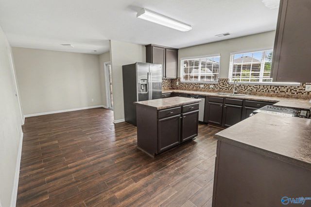 211 Ivyleaf Drive, Madison, AL 35757