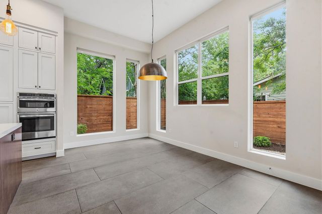 1307 Clifford Ave, Austin, TX 78702