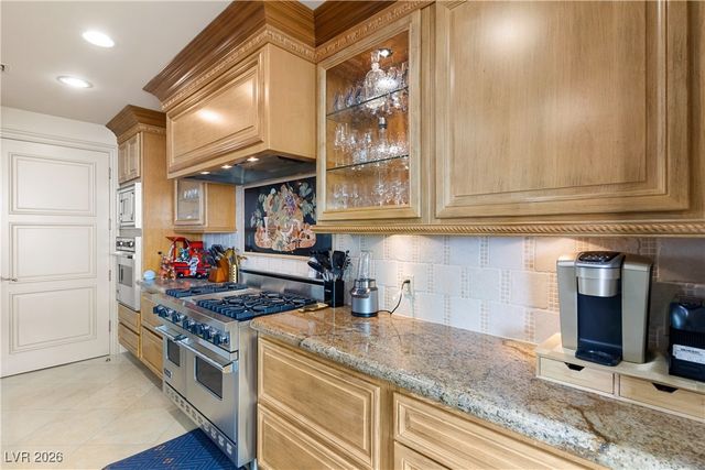 9101 Alta Drive 307, Las Vegas, NV 89145