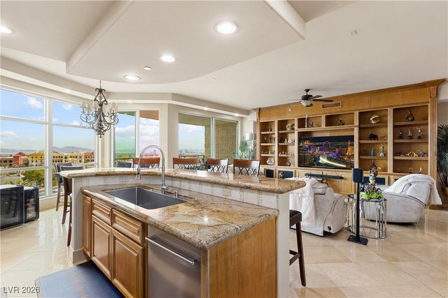 9101 Alta Drive 307, Las Vegas, NV 89145