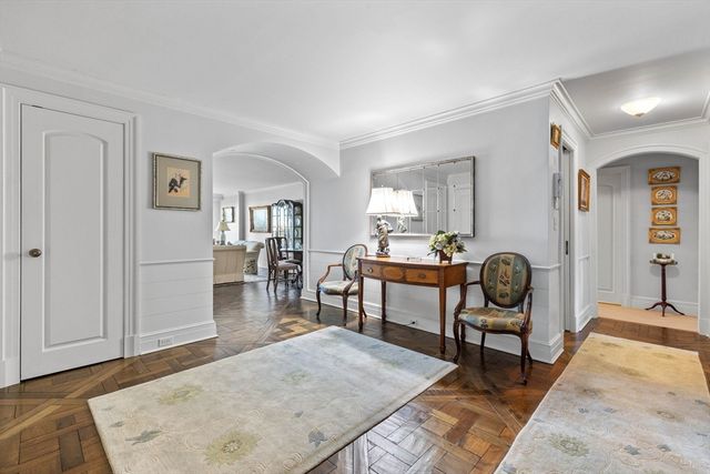 180 Beacon 9G, Boston, MA 02116