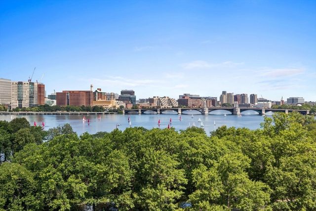 180 Beacon 9G, Boston, MA 02116