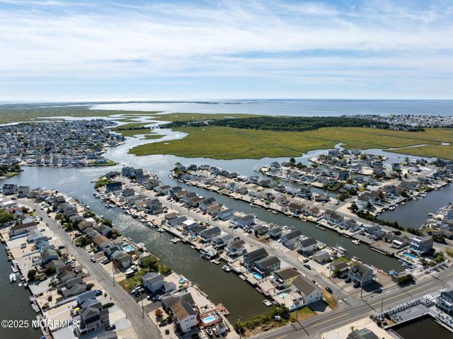 103 E Hudson Drive, Little Egg Harbor, NJ 08087