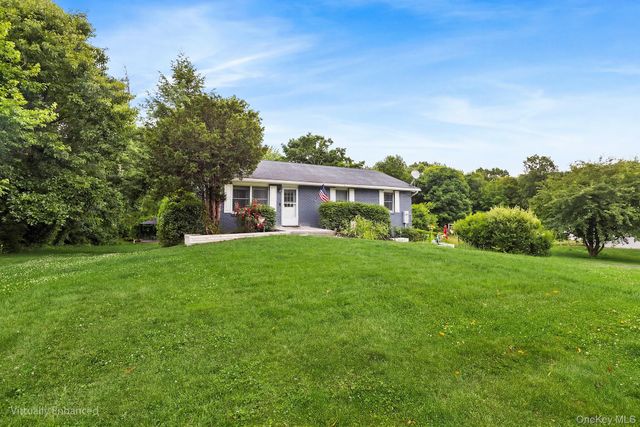 11 Sharon Drive, Highland, NY 12528