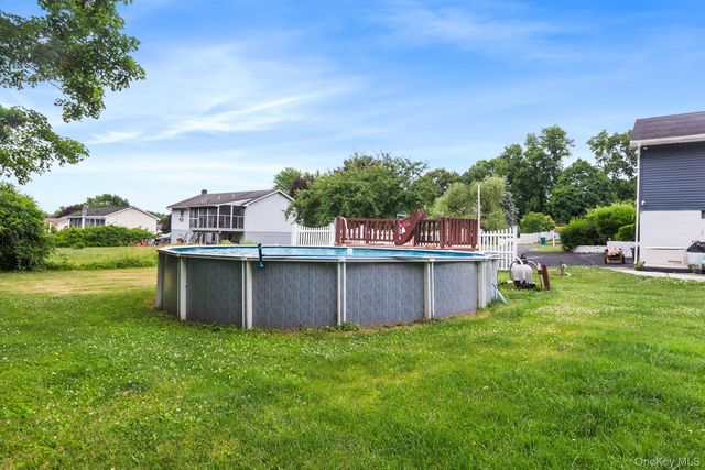 11 Sharon Drive, Highland, NY 12528