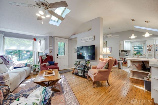 215 Colonial Lane, Washington Twp, OH 45429