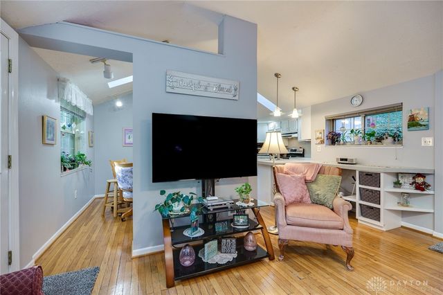 215 Colonial Lane, Washington Twp, OH 45429