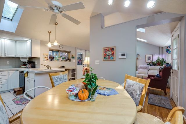 215 Colonial Lane, Washington Twp, OH 45429