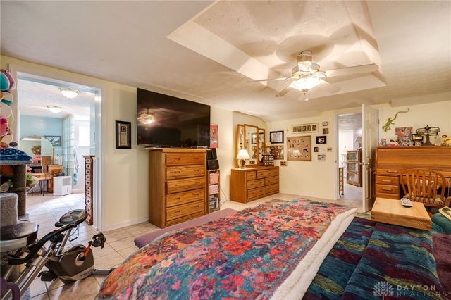 215 Colonial Lane, Washington Twp, OH 45429