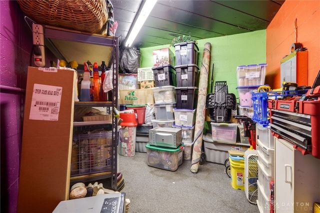 215 Colonial Lane, Washington Twp, OH 45429