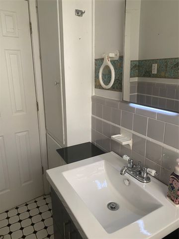 1012 Cordell Street, Denton, TX 76201