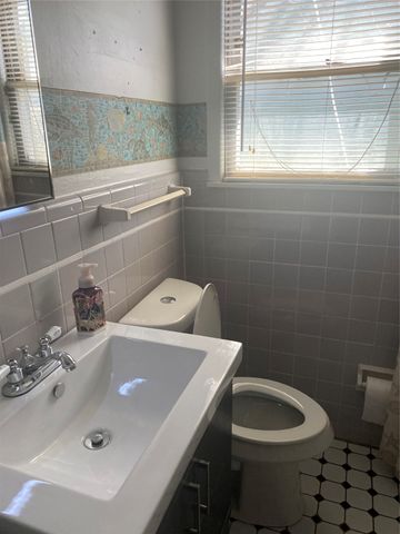 1012 Cordell Street, Denton, TX 76201