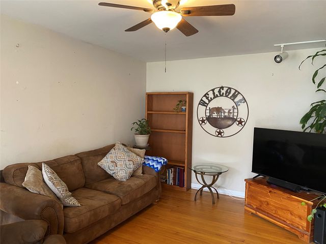 1012 Cordell Street, Denton, TX 76201