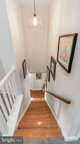 1405 MERCER RD, Haymarket, VA 20169