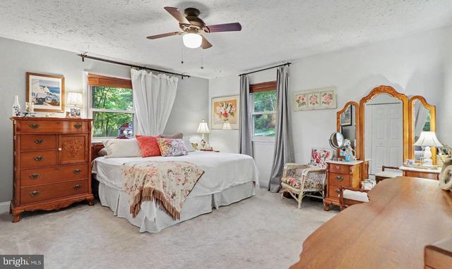 1405 MERCER RD, Haymarket, VA 20169