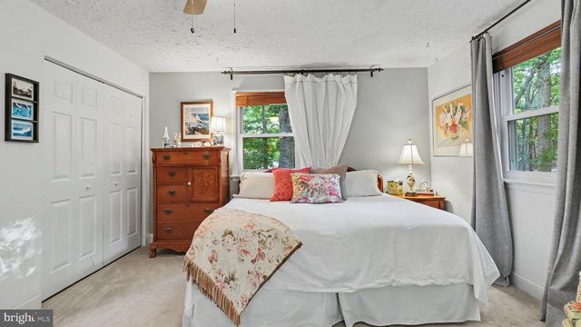 1405 MERCER RD, Haymarket, VA 20169
