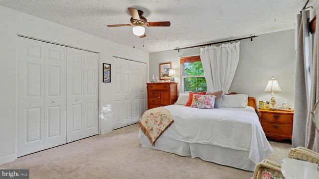 1405 MERCER RD, Haymarket, VA 20169
