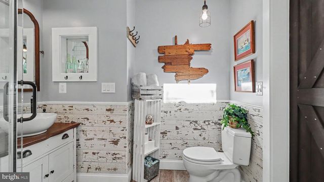 1405 MERCER RD, Haymarket, VA 20169