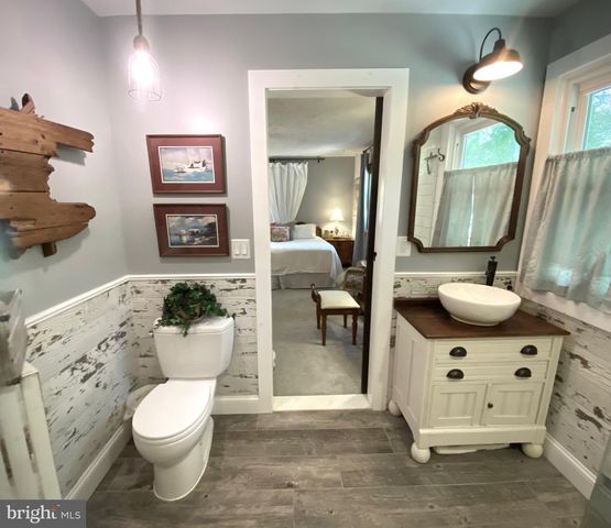 1405 MERCER RD, Haymarket, VA 20169