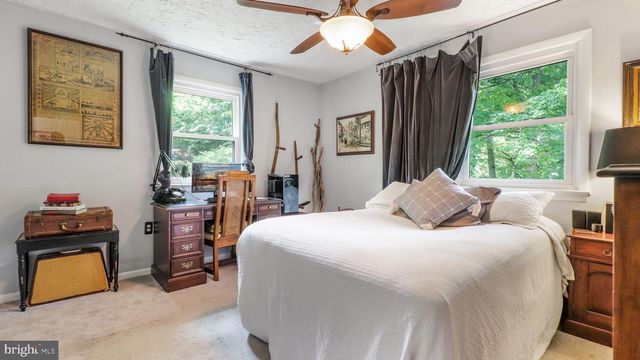 1405 MERCER RD, Haymarket, VA 20169