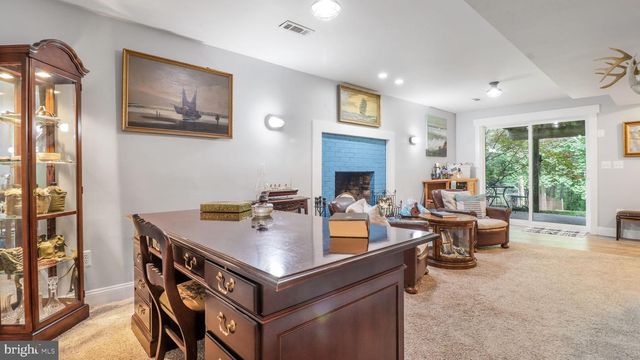 1405 MERCER RD, Haymarket, VA 20169