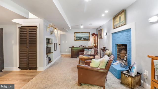 1405 MERCER RD, Haymarket, VA 20169