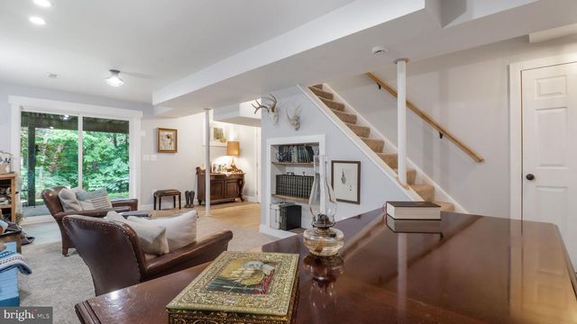 1405 MERCER RD, Haymarket, VA 20169