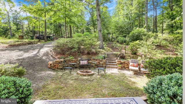 1405 MERCER RD, Haymarket, VA 20169