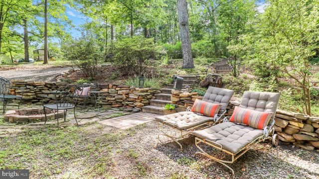 1405 MERCER RD, Haymarket, VA 20169