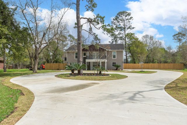 4509 Country Club Drive, Dickinson, TX 77539