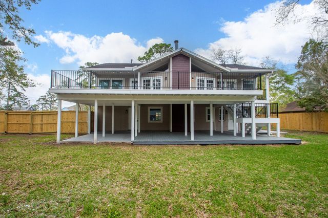 4509 Country Club Drive, Dickinson, TX 77539