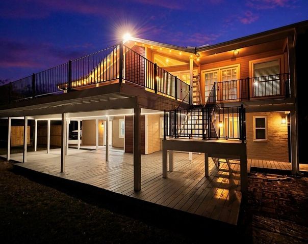 4509 Country Club Drive, Dickinson, TX 77539