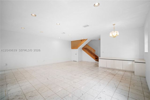 21378 Marina Cove Cir 11-B, Aventura, FL 33180