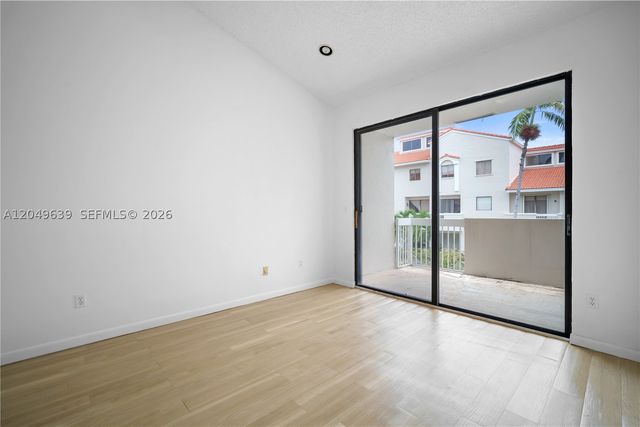 21378 Marina Cove Cir 11-B, Aventura, FL 33180
